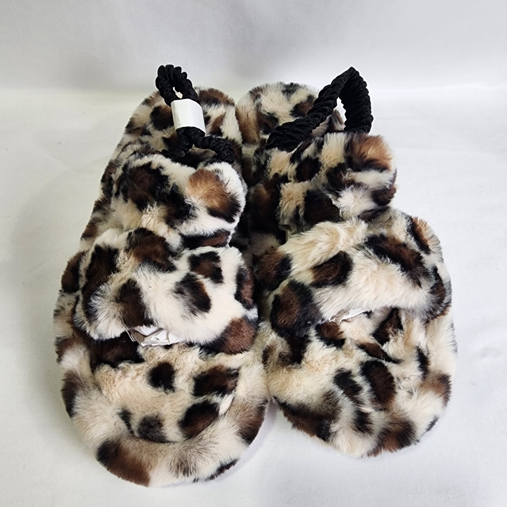 Array Shayla Women's faux fur slingback slippers Snow leopard print Fuzzy Sz 9